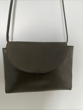 Vintage (1980s) Bally Classic Olive Crossbody Leather Shoulder Mini Bag